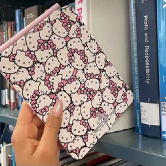 Hello Kitty Other - - Hello Kitty Touch pad (White & Pink) Compact Tri- Tone LED Make Up Mirror